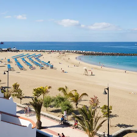 Home2book Modern Seaview & Pool, Americas 플라야데라스아메리카스