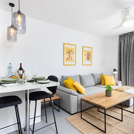 아파트 Home2book Modern Seaview & Pool, Americas *