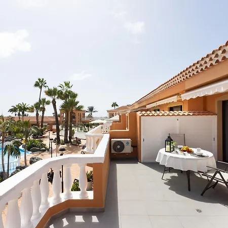 Home2book Modern Seaview & Pool, Americas *
